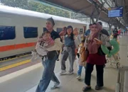 KAI Group Layani Jutaan Penumpang Selama Angkutan Lebaran 2025
