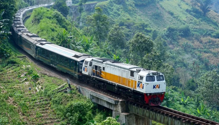 KAI: Rute Kereta Pangandaran dan Papandayan Raih Sukses Besar, Dorong Perluasan Konektivitas Jawa Barat