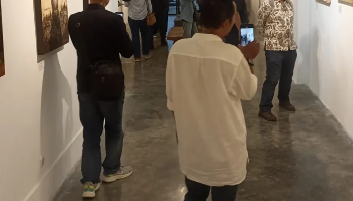 Warna-Warna Kehidupan: Menghayati Pameran “Colors of Life”
